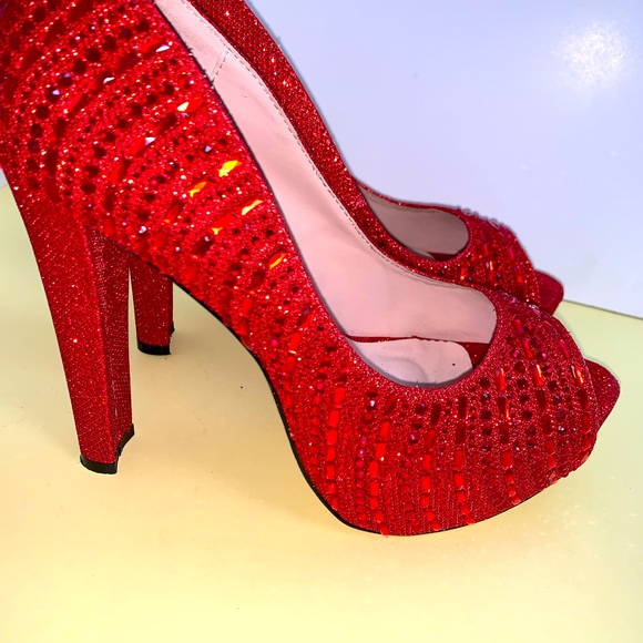 De Blossom Collection Shoes - 🔥SEXY RED STONE-EMBELLISHED 5in HEEL. WORN ONCE! EXCELLENT CONDITION❤️